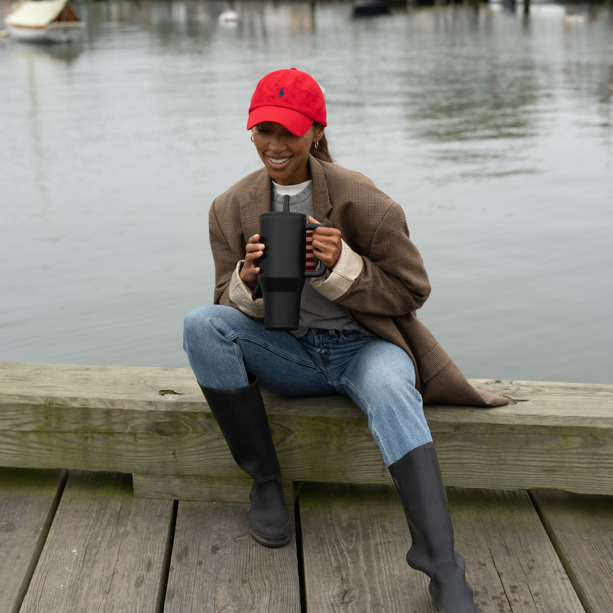 Black Traveler (32oz)